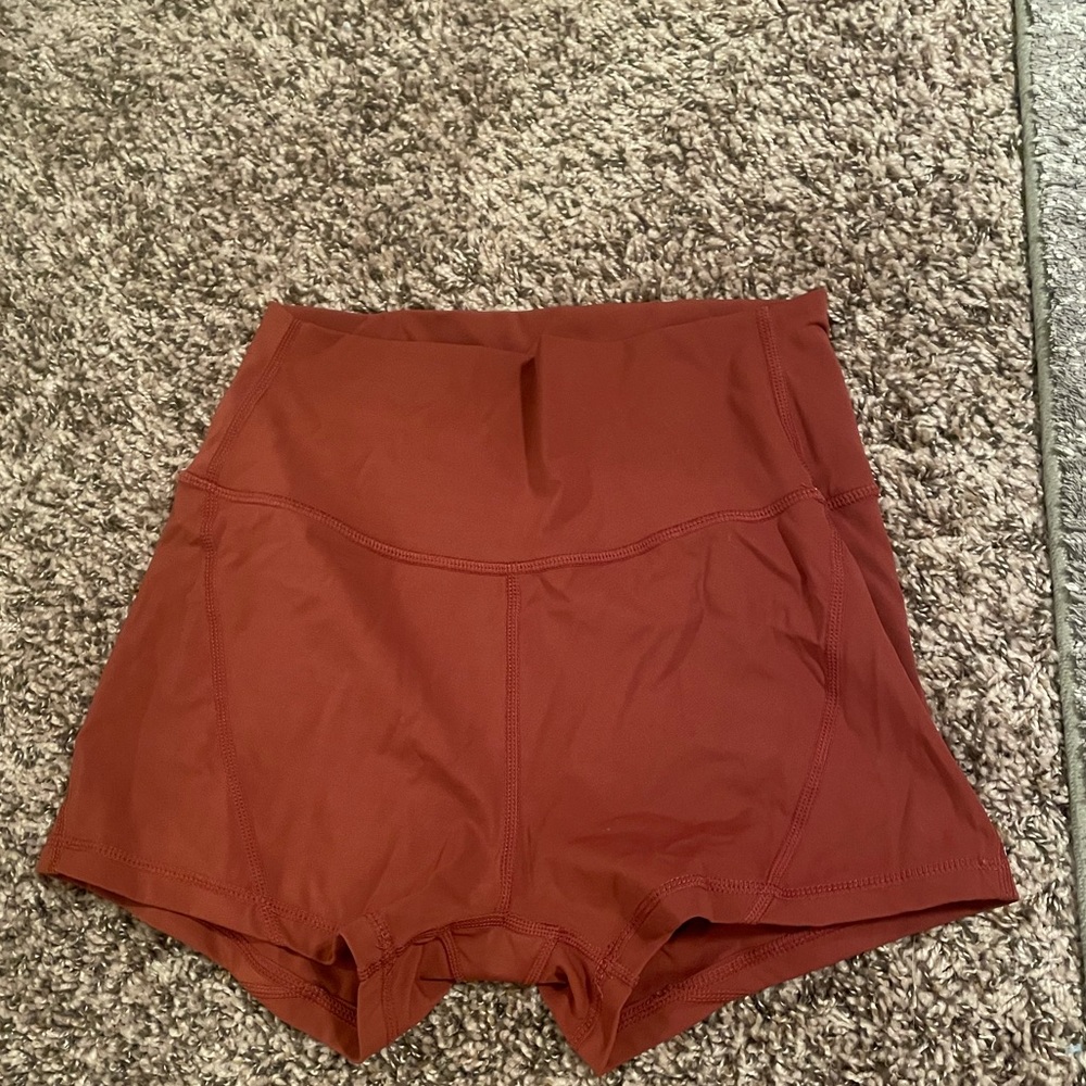Born primitive booty shorts